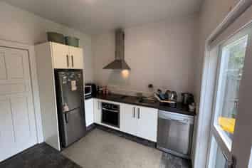 1/349 Hereford Street, Linwood