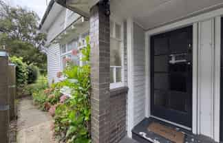 1/349 Hereford Street, Linwood