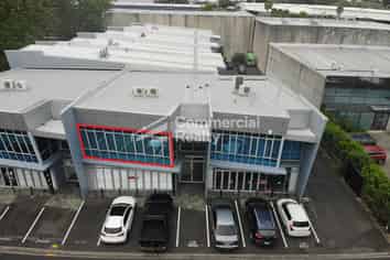 168M² And 6 Carparks, Mount Wellington