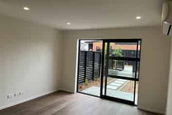 49 Selo Street, Glen Eden