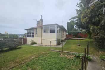 42 Princess Road, Bellevue