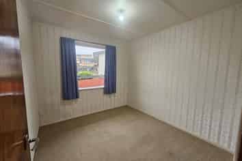 42 Princess Road, Bellevue