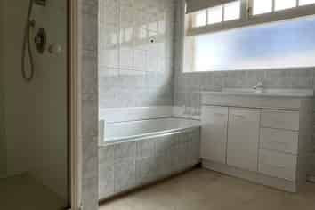 5 Maroubra Place, Botany Downs