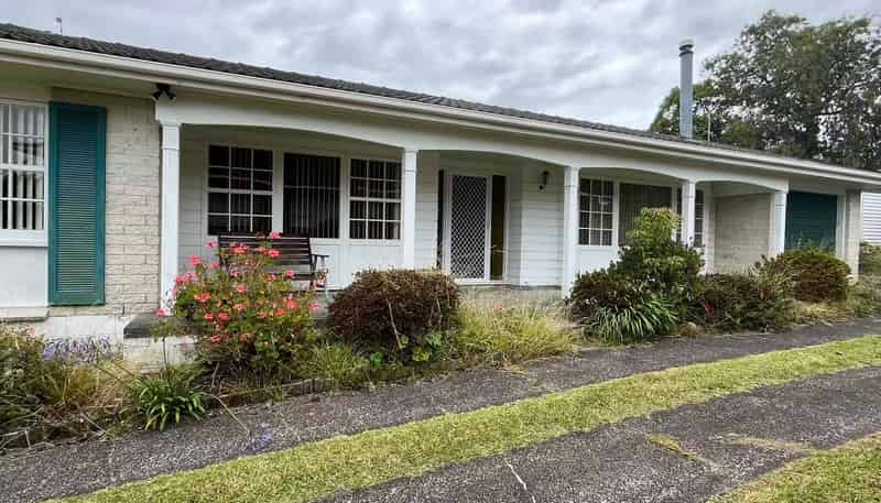 5 Maroubra Place, Botany Downs