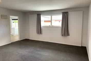 49a McFaddens Road, Saint Albans