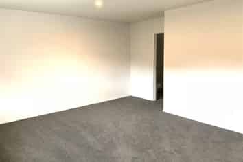 49a McFaddens Road, Saint Albans