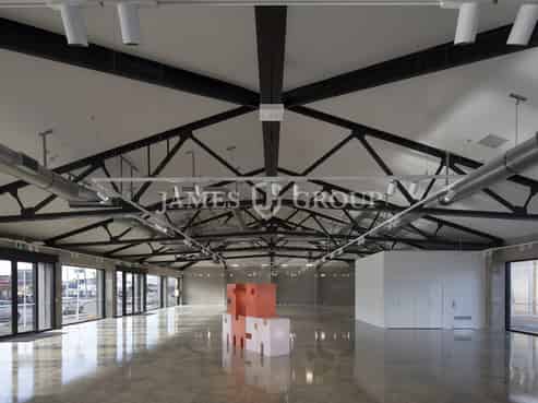 737M² CORNER RETAIL WITH MASSIVE STREET PRESENCE