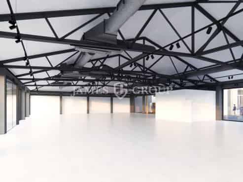 737M² CORNER RETAIL WITH MASSIVE STREET PRESENCE