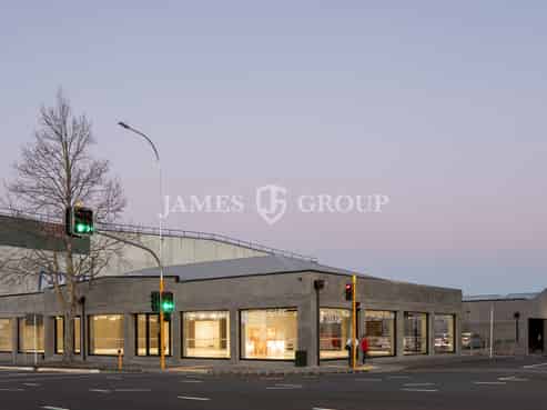 737M² CORNER RETAIL WITH MASSIVE STREET PRESENCE