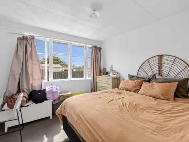 15 Willis Street, Bader