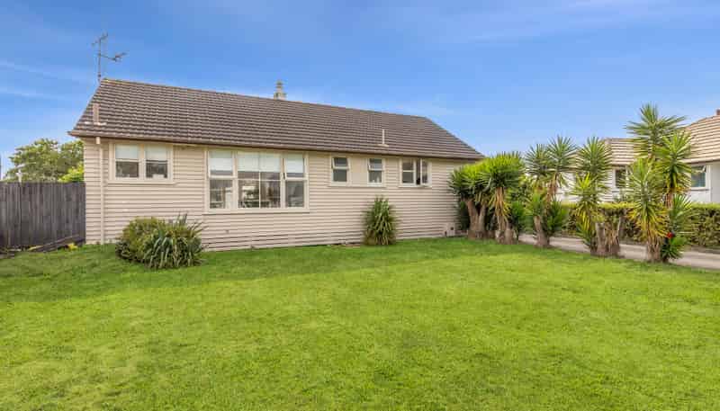 15 Willis Street, Bader