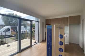 14/2 Moor Avenue, Te Atatu Peninsula