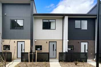 11/474 West Coast Road, Glen Eden