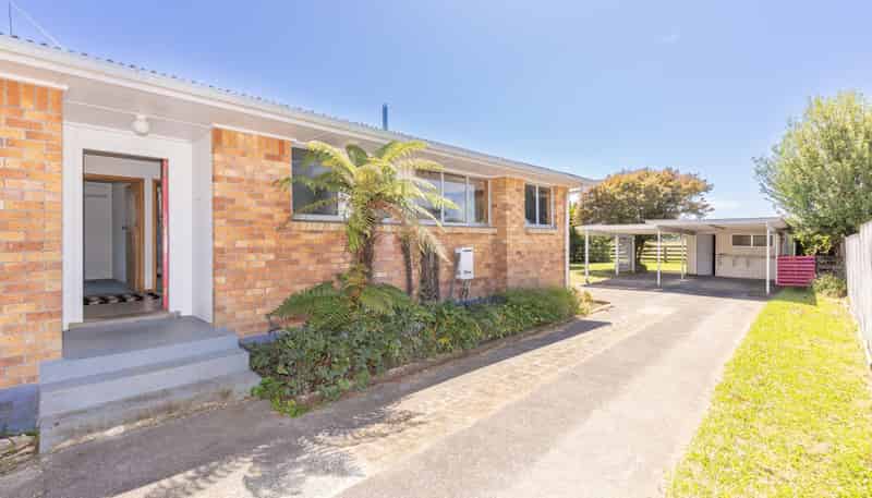 888 Hazelmere Crescent, Te Awamutu