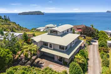 221 Paku Drive, Tairua