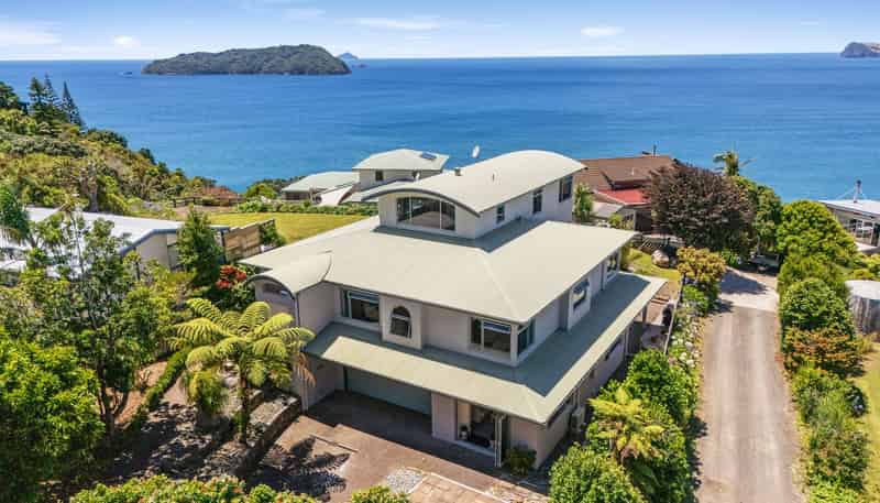 221 Paku Drive, Tairua