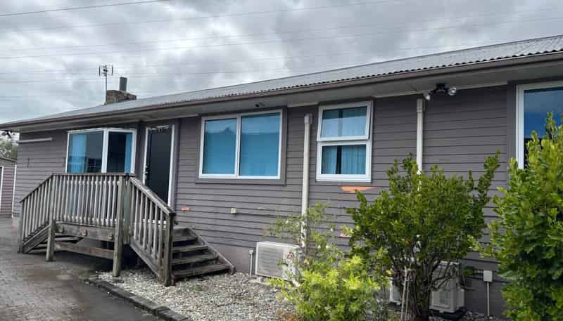 64 Edgewater Drive, Pakuranga