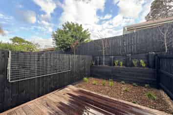 13/42 Brandon Road, Glen Eden