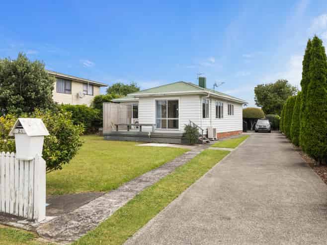 1/28 Hill Crescent, Papakura