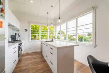 8 Kiwi Drive, Highfield