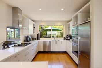 11 Michael Avenue, Mount Pleasant