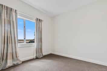 35 High Street, Parkside