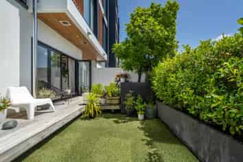 G02/74 Anzac Street, Takapuna