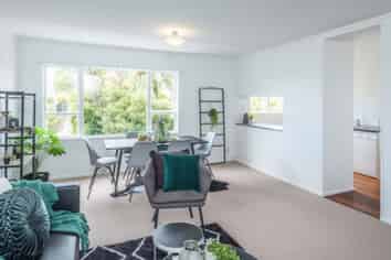 30A Friend Street, Karori