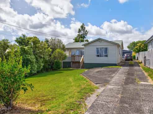 20 View Street, Maungaturoto