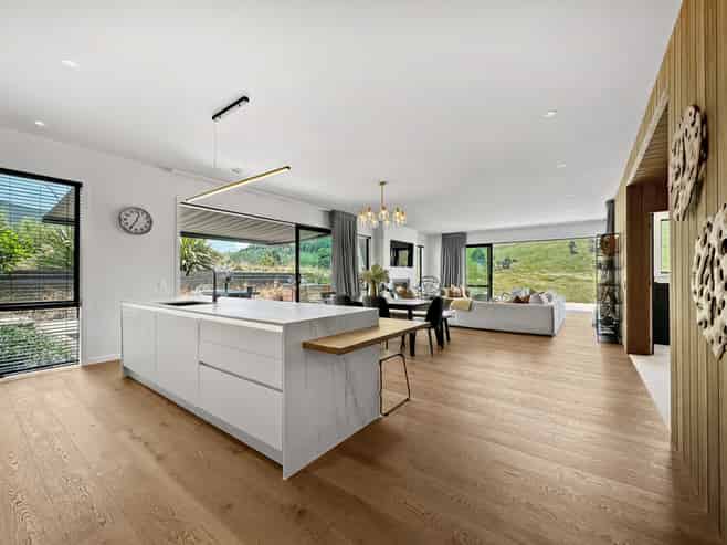 14 The Fairways, Kinloch