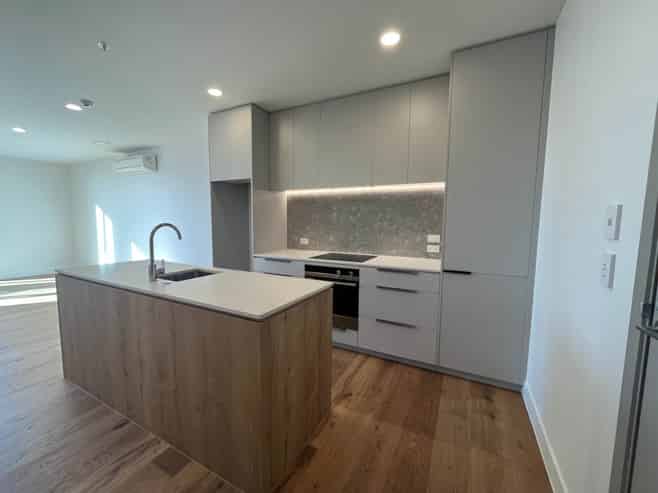 502/2 Grahame Breed Drive, Three Kings