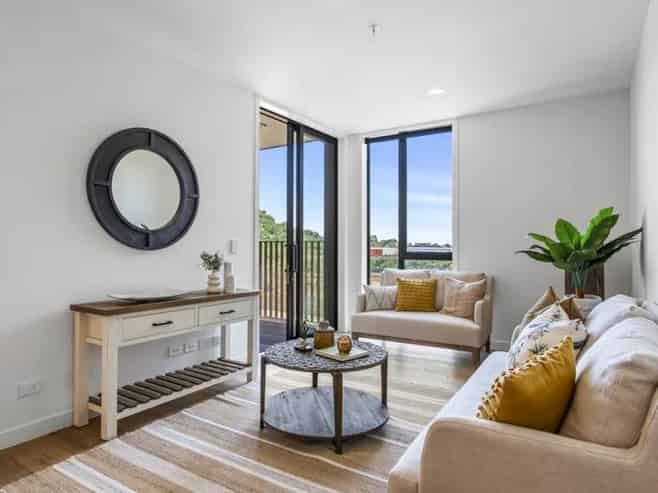 502/2 Grahame Breed Drive, Three Kings