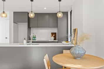 2/60 Innes Road, Merivale