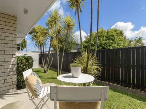 2/388 Devonport Road, Tauranga South