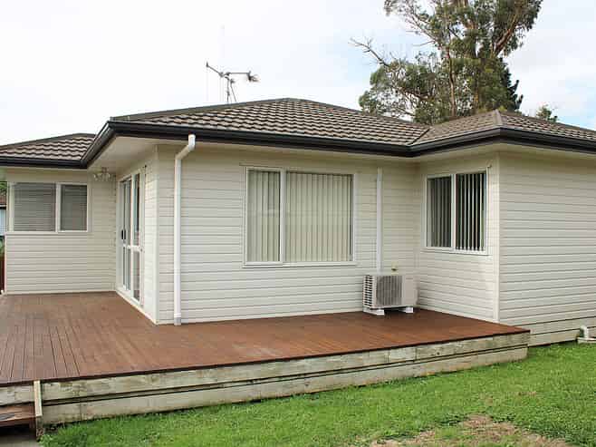 15b Cleveland Street, Bader