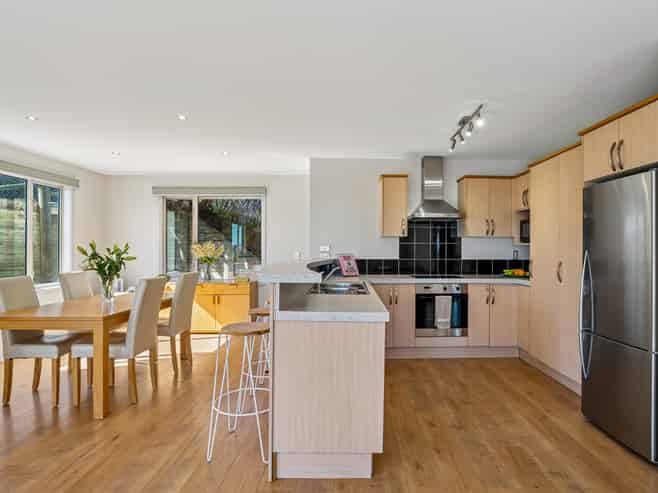 32 Hall Road, Bannockburn