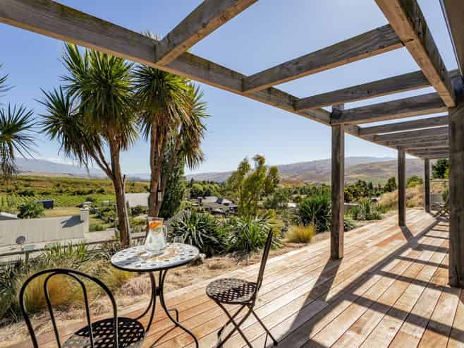 32 Hall Road, Bannockburn