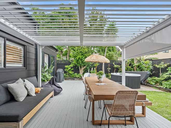 9A Hanlon Crescent, Devonport