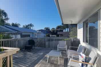 1059B Papamoa Beach Road, Papamoa