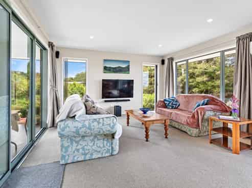 14 Ngapuke Lane, Parua Bay