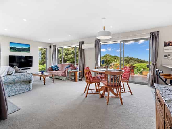 14 Ngapuke Lane, Parua Bay