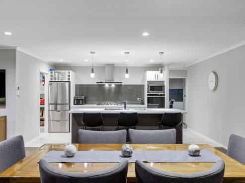 7 Pebble Brook Road, Wainui