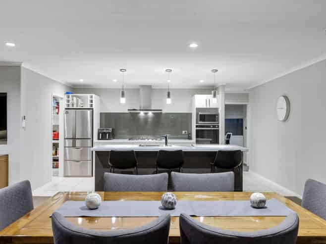 7 Pebble Brook Road, Wainui