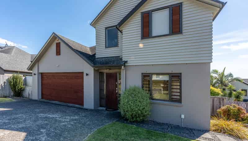 230 Alec Craig Way, Whangaparaoa