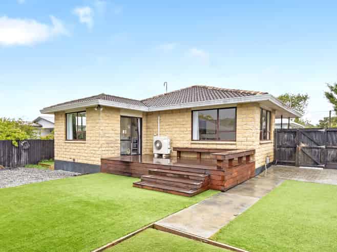 51A McBratneys Road, Dallington