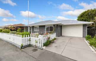 2/7 Katie Lane, Dallington