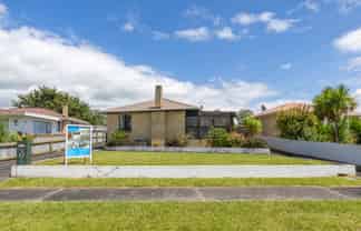 15 Bailey Street, Huntly