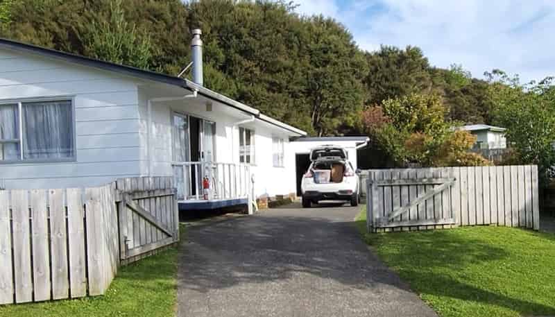 26 Manurewa Grove, Wainuiomata