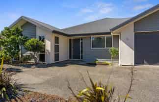 39 Sanctuary Drive, STOKE