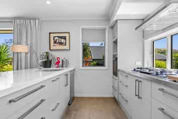 39 Sanctuary Drive, STOKE